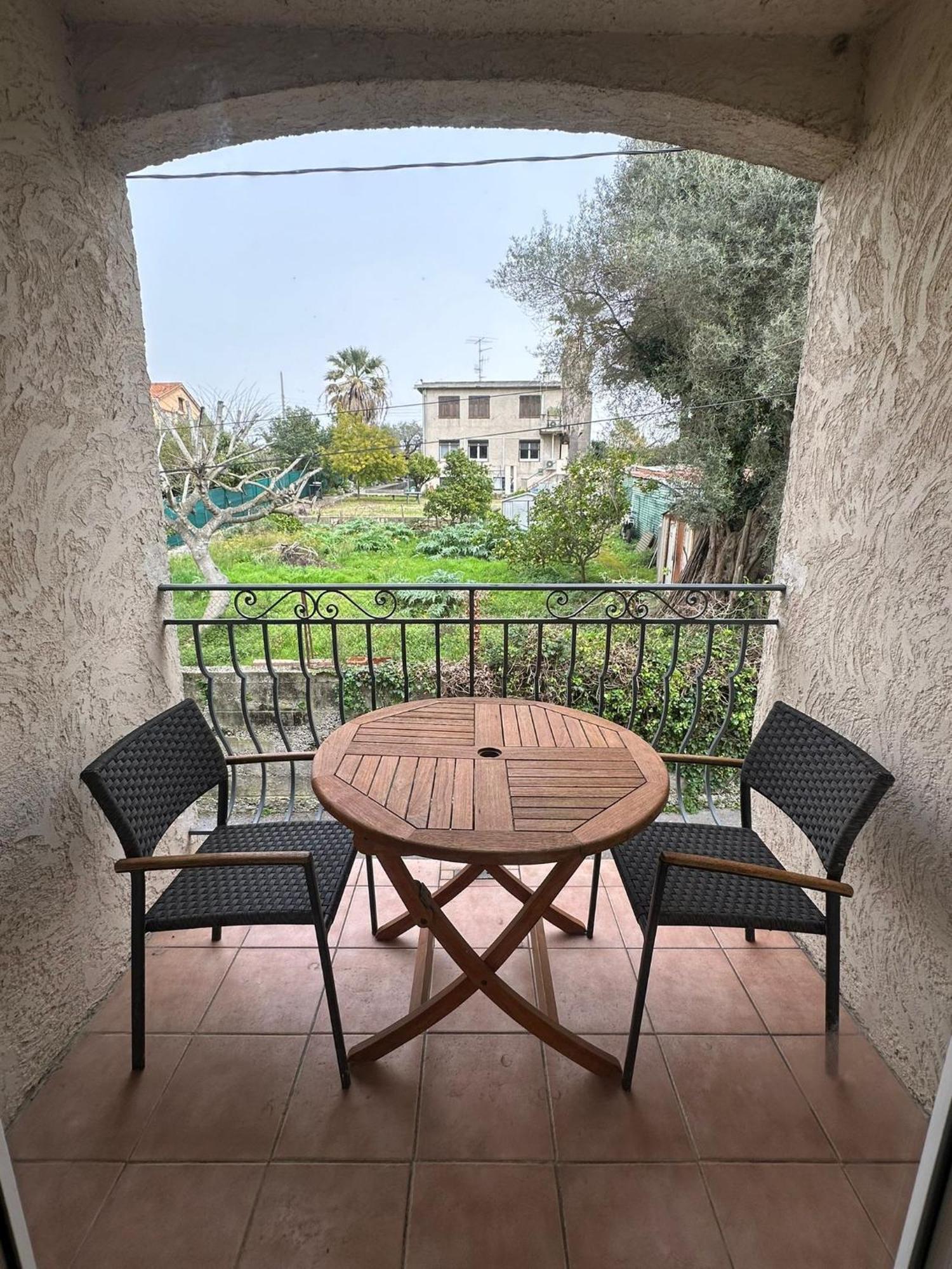 Villa Constance 3 Antibes - Spacieux Logement En Dernier Etage المظهر الخارجي الصورة
