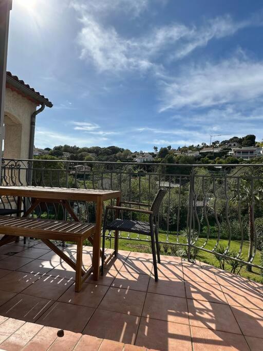 Villa Constance 3 Antibes - Spacieux Logement En Dernier Etage المظهر الخارجي الصورة